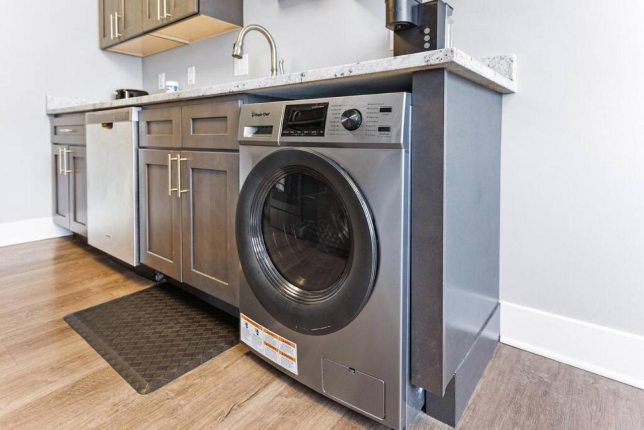 Your Cozy One Bedroom Midtown Detroit Eksteriør billede